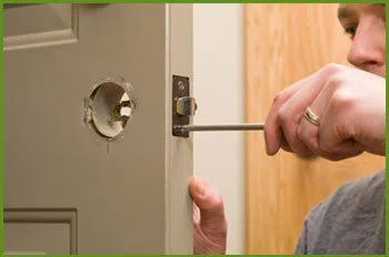 Neighborhood Locksmith Services Henrico, VA 804-829-7275 - 13-lock-replace